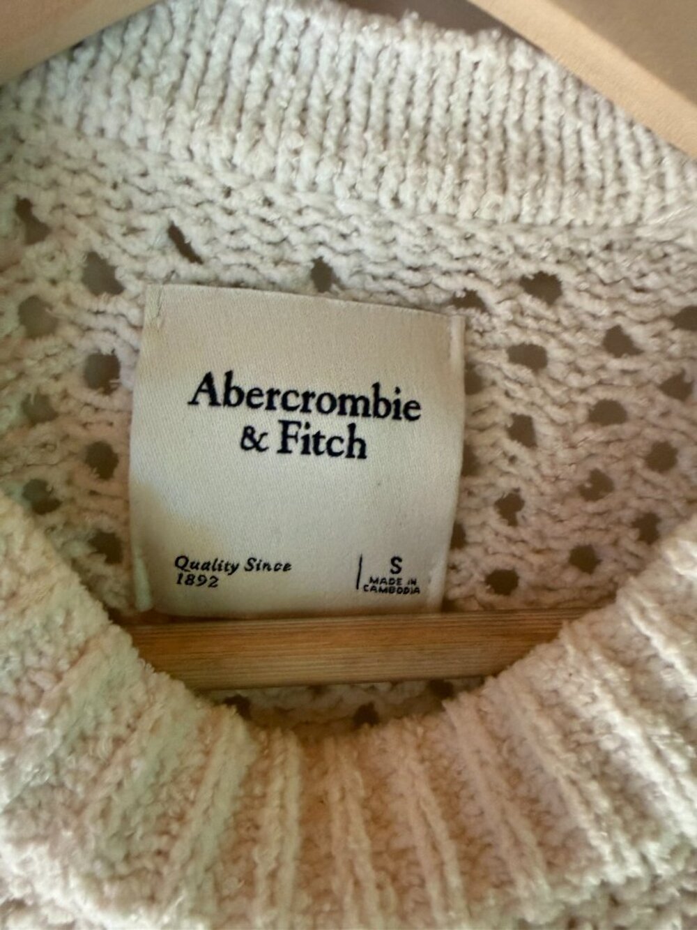 Abercrombie & Fitch Sweater